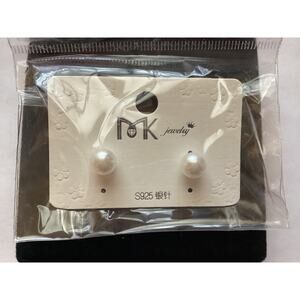 4225 NIP S925 MK Goldtone Jewelry Faux Pearls Studs Earrings